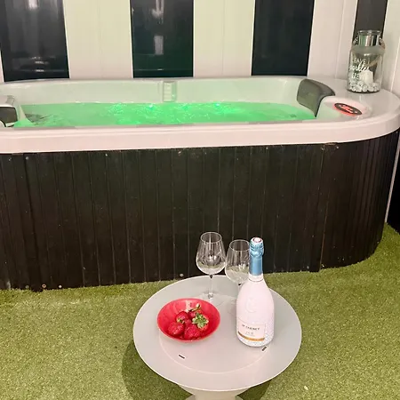 Instants D'evasion By Gc - Jacuzzi - Piscine - Wifi